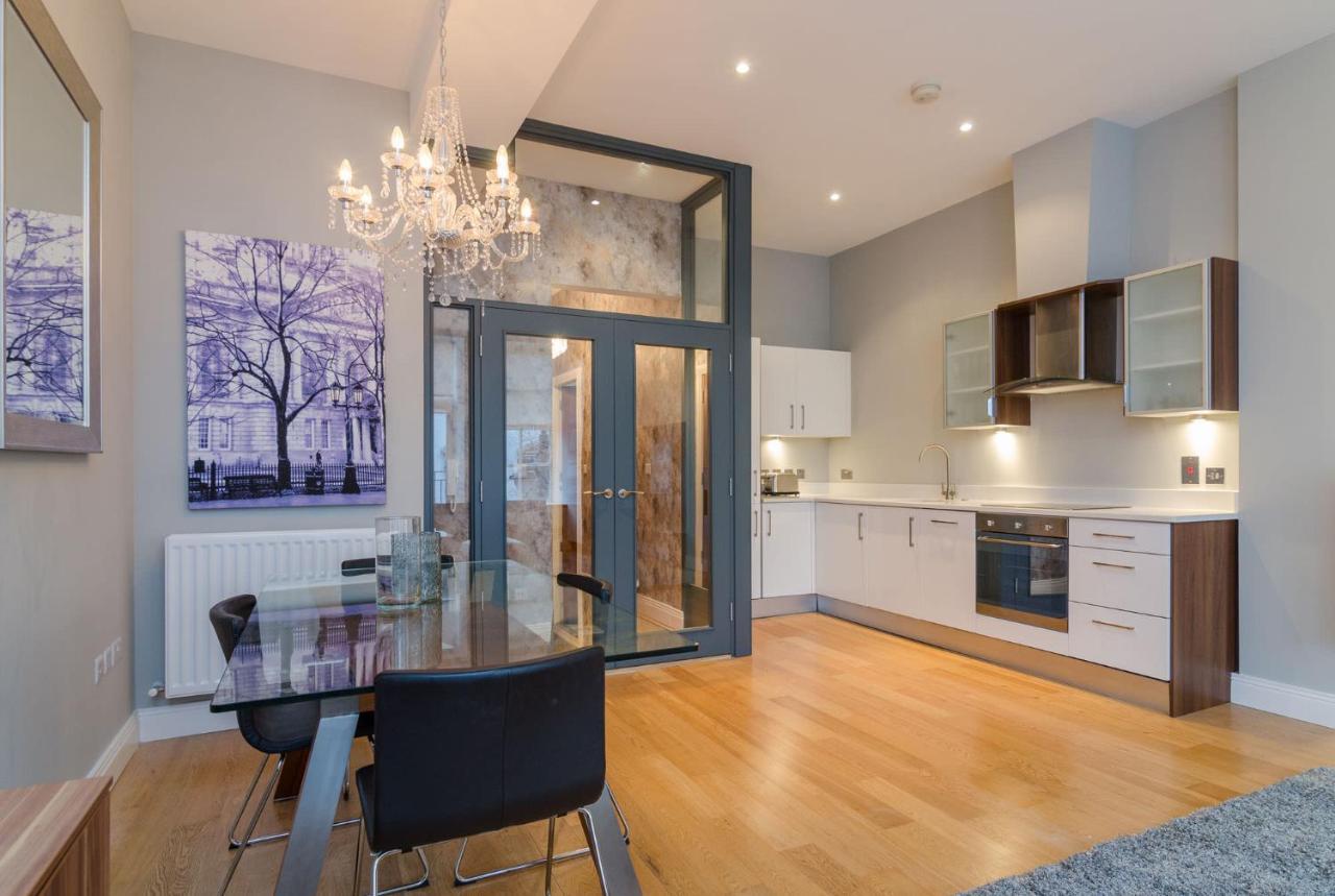 Fitzrovia Apartment *